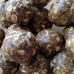A picture of Vickys No-Bake Oat Energy Bombs, GF DF EF SF NF.
