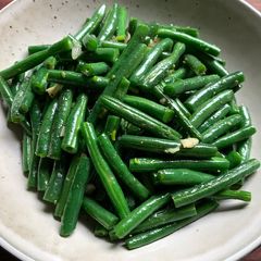 A picture of Pan-Steam-Fried Green Beans.