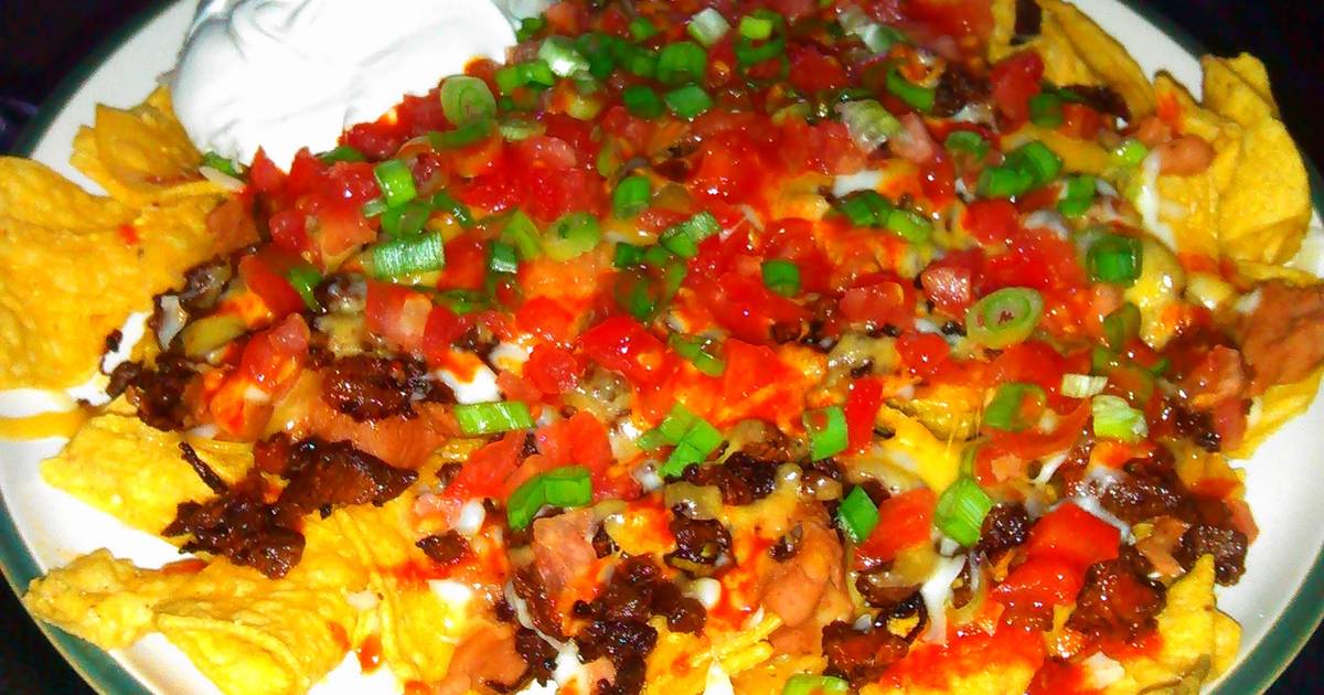 Carne asada nachos, cantina style Recipe by samagic - Cookpad