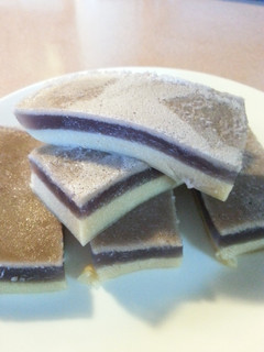 A picture of Peanut Butter and Jello Jigglers.