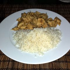 A picture of Mild chiken and rice.