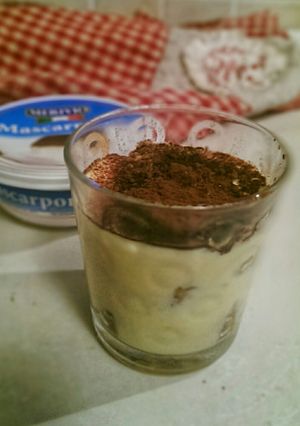 A picture of Chocolate chips Cookies Tiramisu.