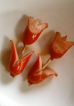 A picture of Wiener Sausage Garnish for Charaben.