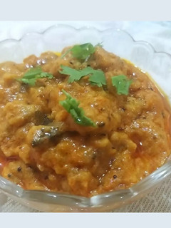 વઘારેલો રોટલો (Vagharelo Rotlo Recipe In Gujarati) રેસીપી મુખ્ય ફોટો