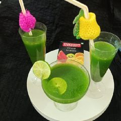A picture of Minty summer coolers.