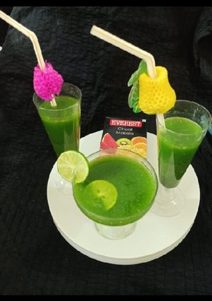 A picture of Minty summer coolers.