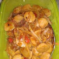 A picture of Bakso mercon lada hitam simpel.