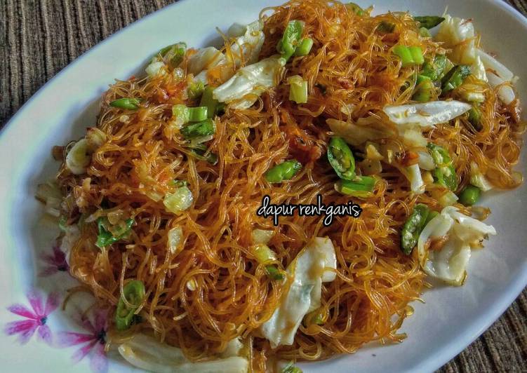 Resep Bihun goreng oleh Dapur Renkganis - Cookpad