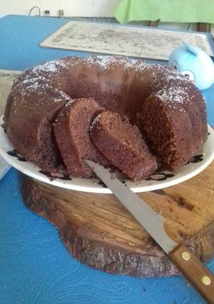 Una foto de Bizcocho de chocolate😋