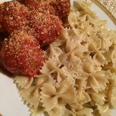A picture of The Ultimate Meatball.