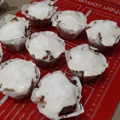 A picture of Gluten Free, Refined Sugar Free CARROT CAKE Cupcakes.