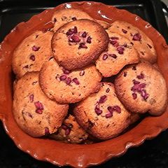 A picture of Pomegranate & Chocolate Cookies.