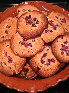 A picture of Pomegranate & Chocolate Cookies.