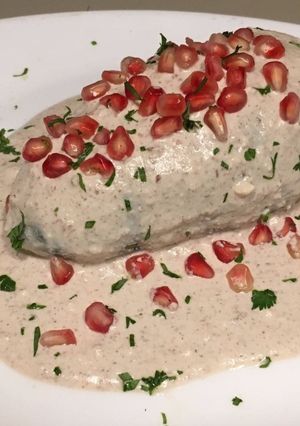 A picture of Vegan Chiles en Nogada.