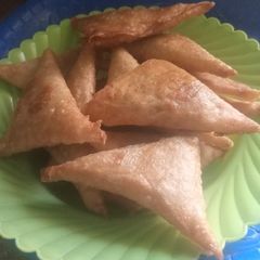 A picture of Beef Samosa.