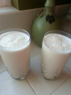 A picture of Breakfast Shakes.