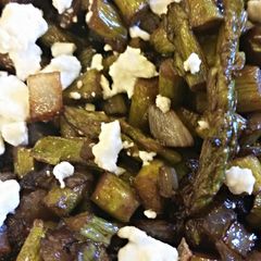 A picture of Balsamic Asparagus.