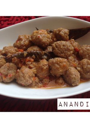 Foto resep Bola - Bola daging cincang Pedas