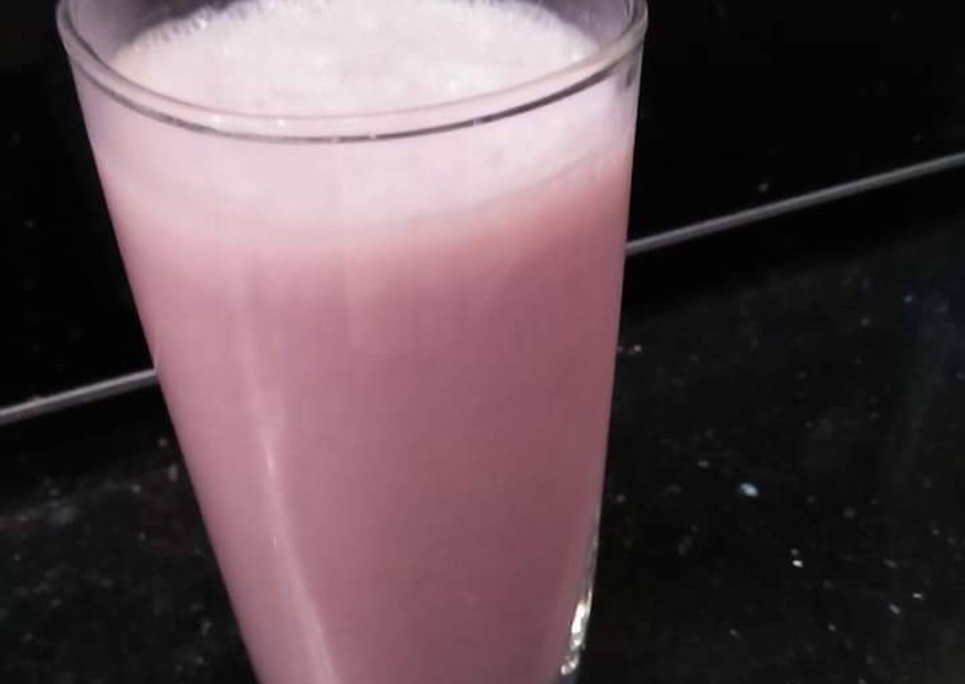Strawberry smoothie