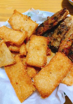 Hình của món Cơm chiên giòn.