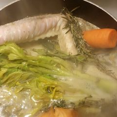 A picture of Turkey Stock.