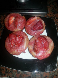 A picture of Love strawberry cakes.