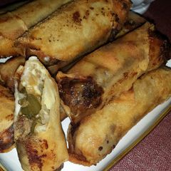 A picture of Cheesesteak Spring Rolls.
