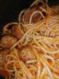 Spaghetti con albóndigas