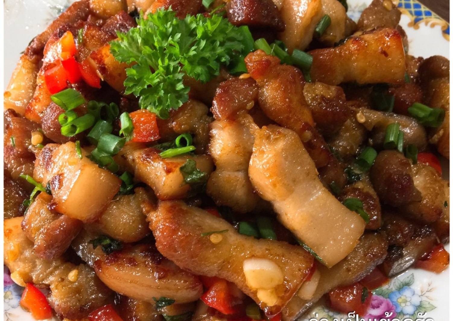 Stir fried pork belly with fresh chili Recipe by August Diamond - Cookpad