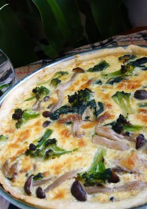 A picture of Easy Quiche at Home.