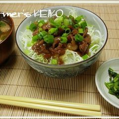 A picture of [Farmhouse Recipe] Pork Rice Bowl with Plenty of Cabbage.