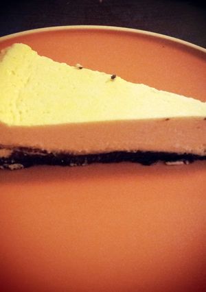 A picture of L's New York Cheesecake.