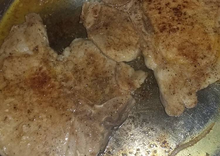 Seared stove top porkchops