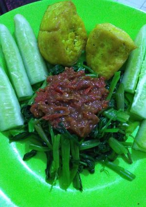 Foto resep Rujak Kangkung Cirebon