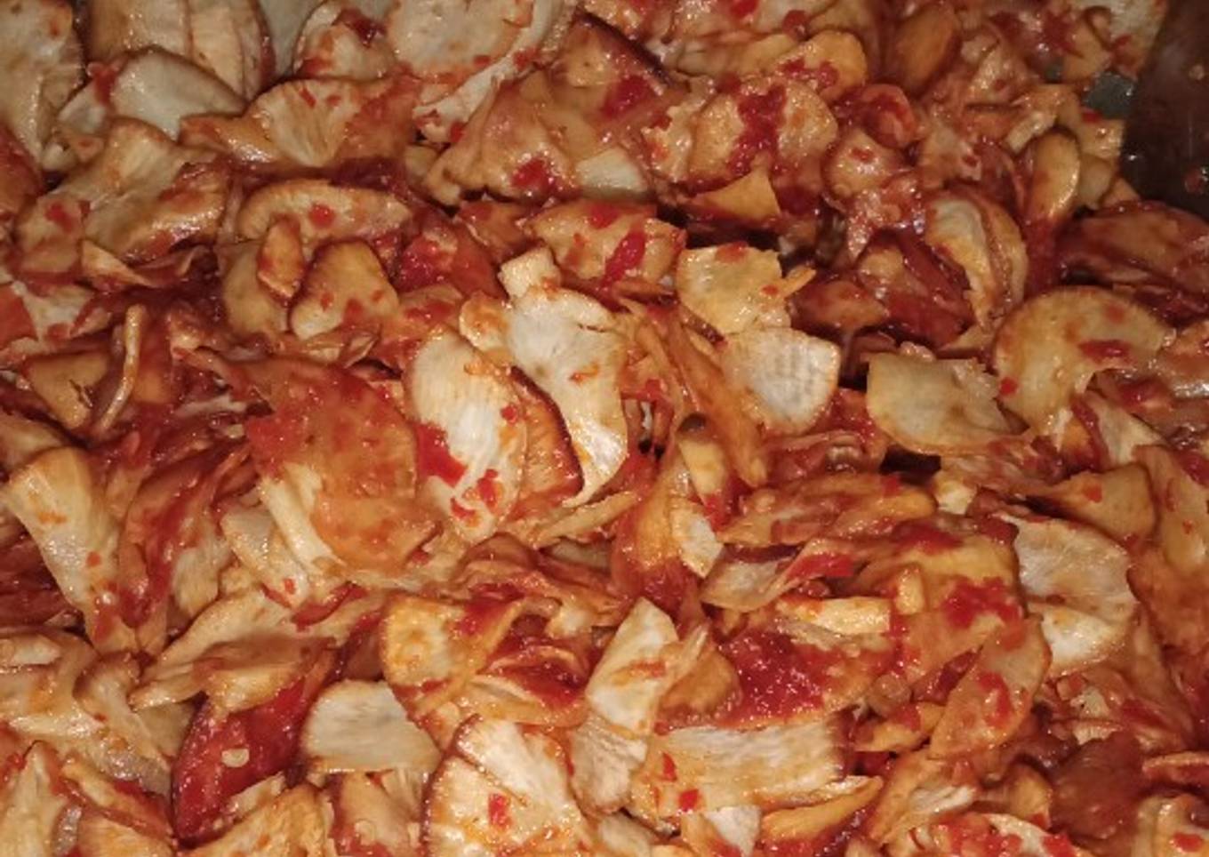 Kripik singkong pedas