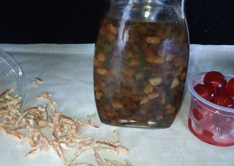 Soaking fruits for rich fruit cake