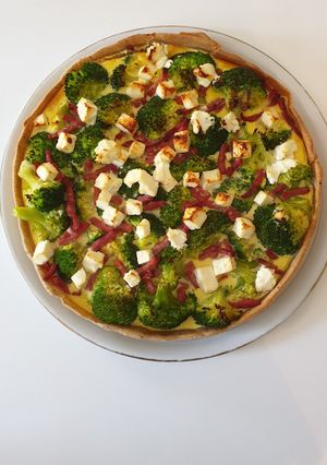 Une photo de Quiche brocolis, lardons et feta