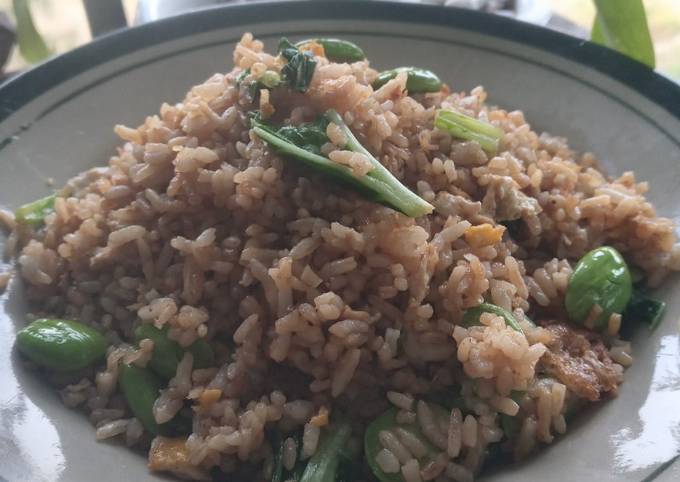 How to Prepare Yummy Nasi goreng pete