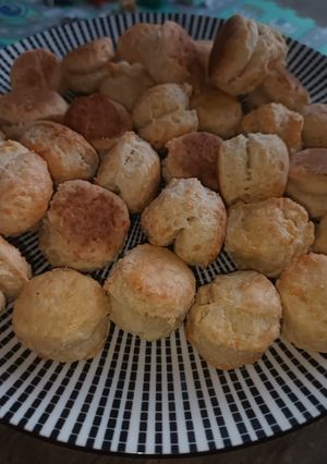 Una foto de Scones de Queso