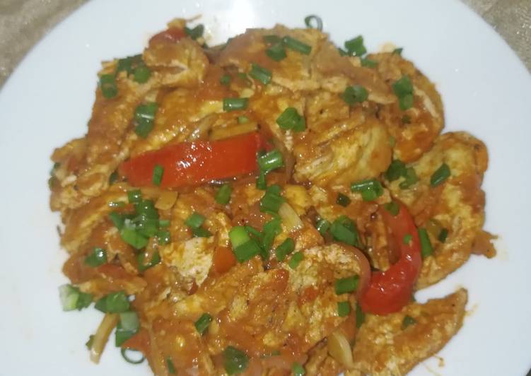 Recipe of Appetizing Egg chilli(Indo-chinese)