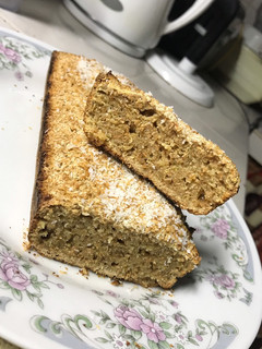 Una foto de Budín de limón y coco 🍋🥥