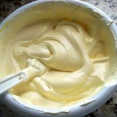 A picture of Low cal low sugar cake frosting.