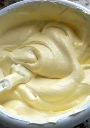 A picture of Low cal low sugar cake frosting.