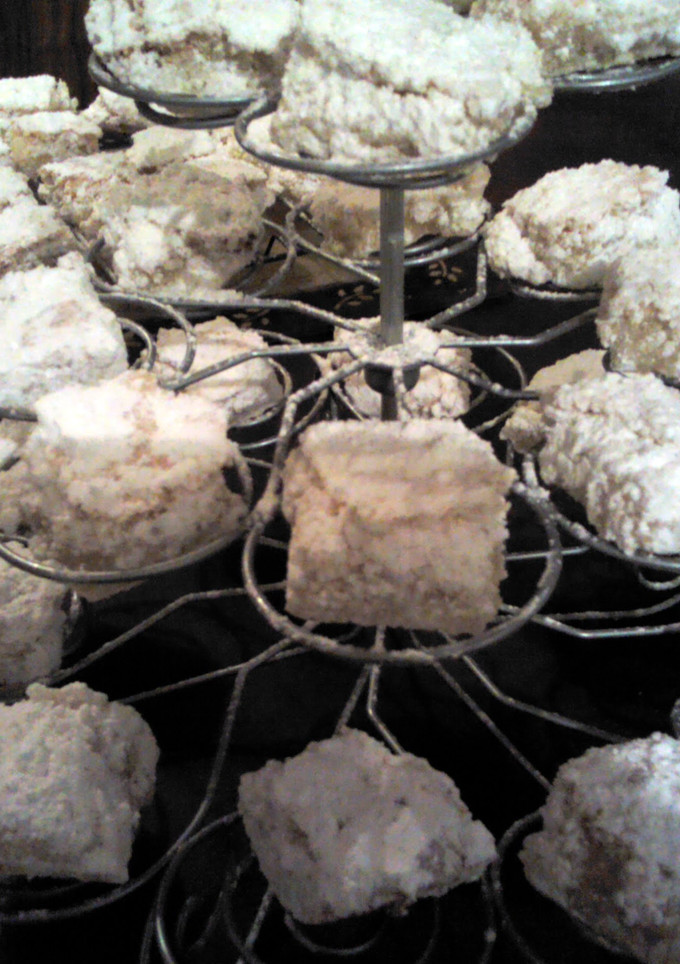 A picture of Lemon Squares.