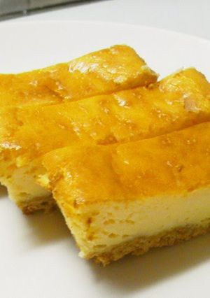 A picture of Easy Light Baked Cheesecake.