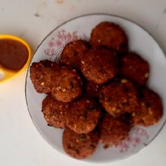 A picture of Sprouts falafel cutlets.