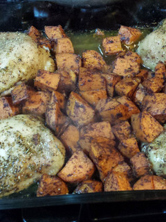 A picture of Sweet potatoes chicken.