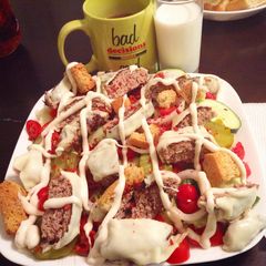 A picture of Bacon Cheeseburger Salad.