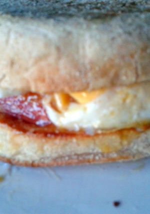 A picture of Bacon & Egg English Muffin.