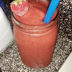 A picture of Tooty fruity smoothie.